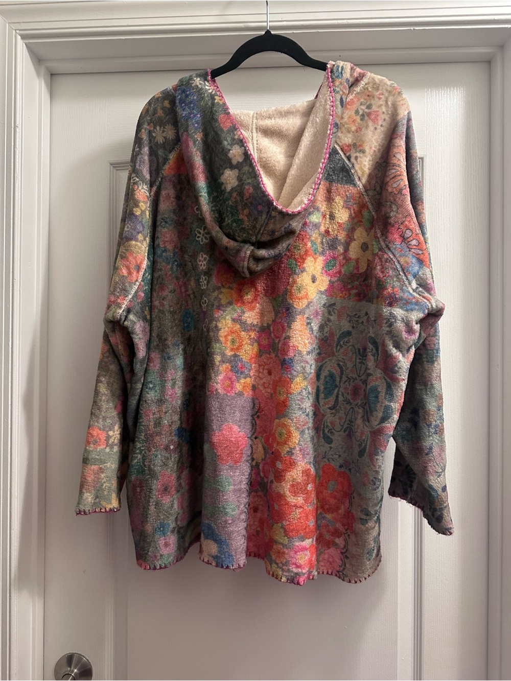 Cozy Floral Sherpa Hoodie Pullover - Multicolor - Picture 3 of 4